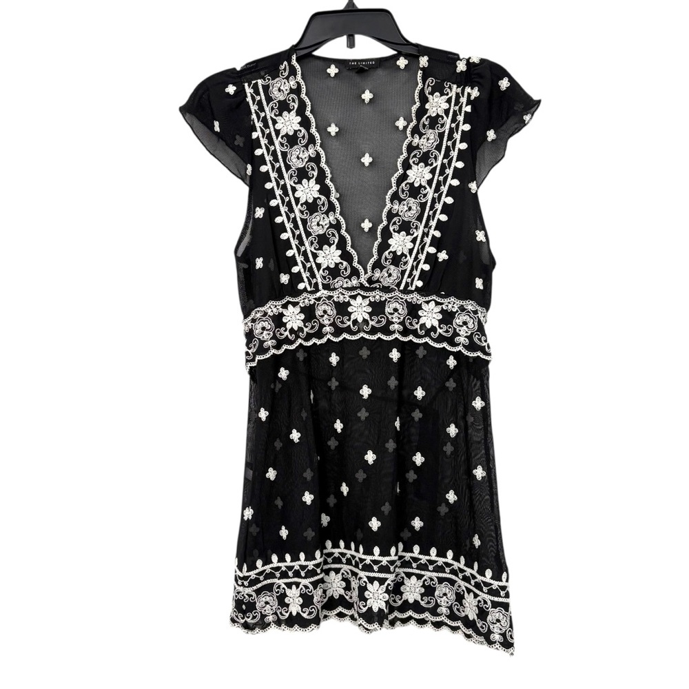 The Limited Vintage Y2K Size Small Black White Sheer Embroidered Babydoll Top